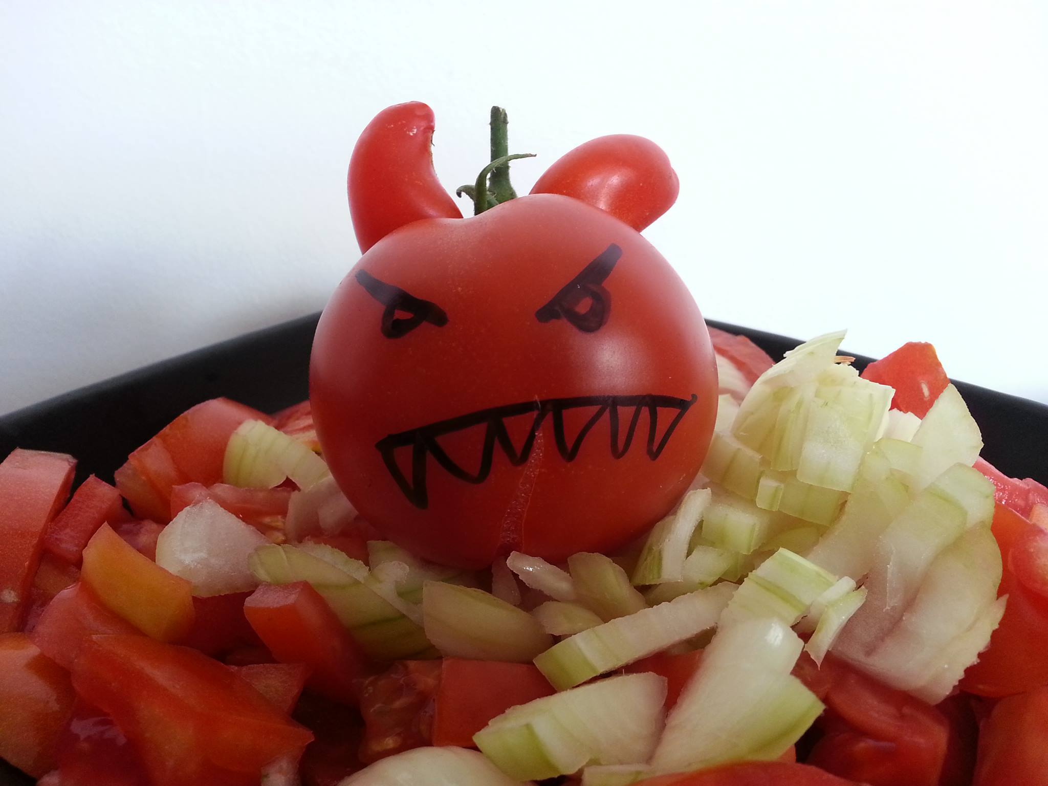 el diablo tomate